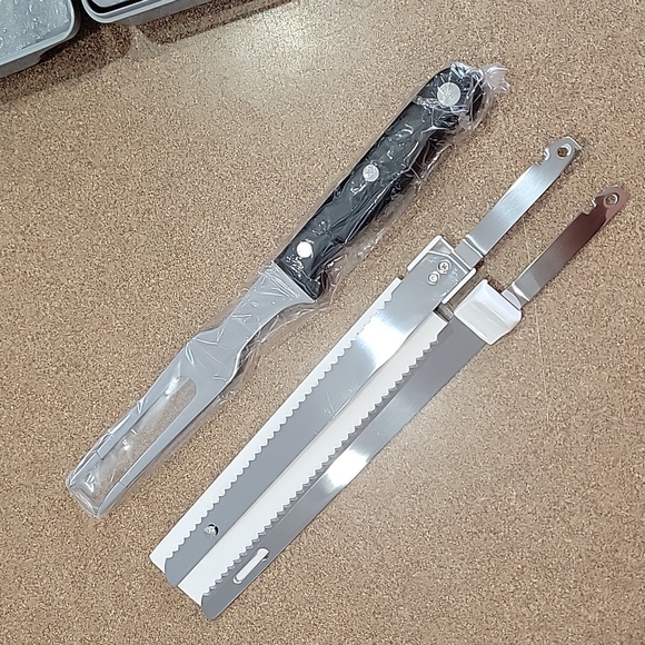 Hamilton Beach Electric Carving Knife Set!! - Picture 3 of 11